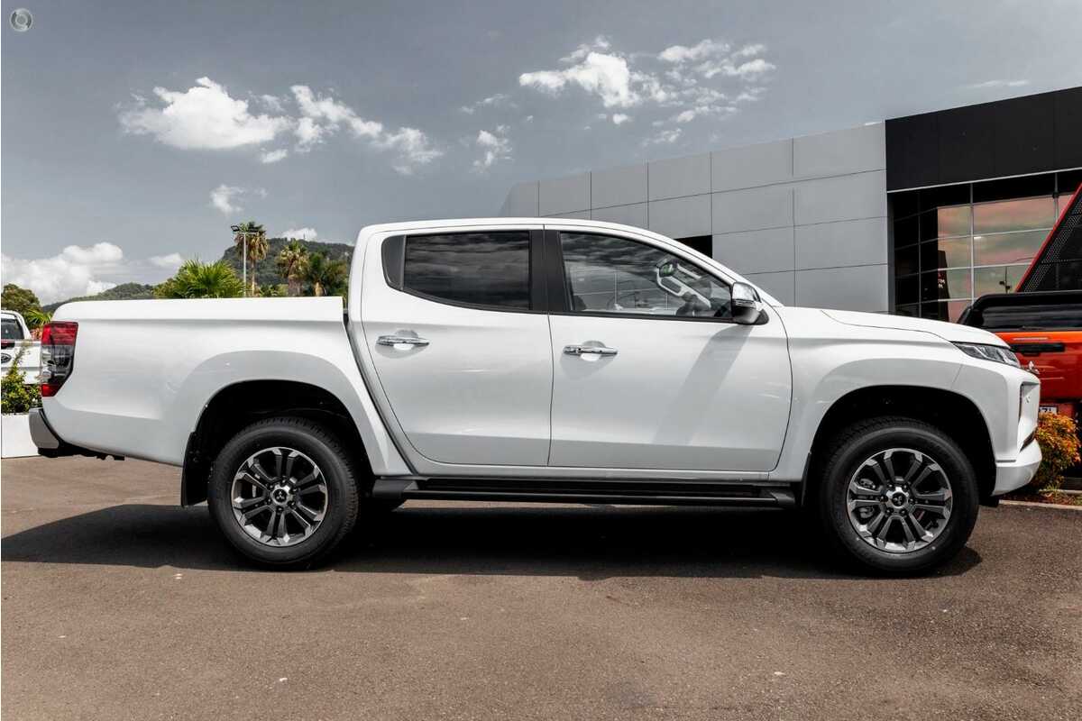 2023 Mitsubishi Triton GLS MR 4X4