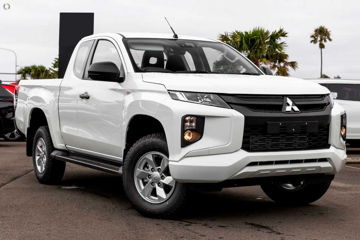 2023 Mitsubishi Triton GLX+ MR