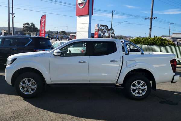 2023 Nissan Navara ST D23