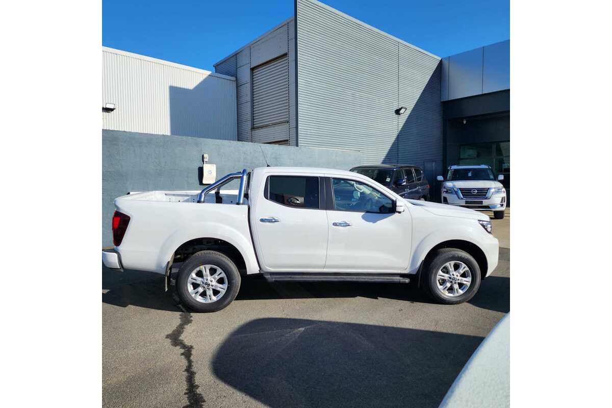 2023 Nissan Navara ST D23