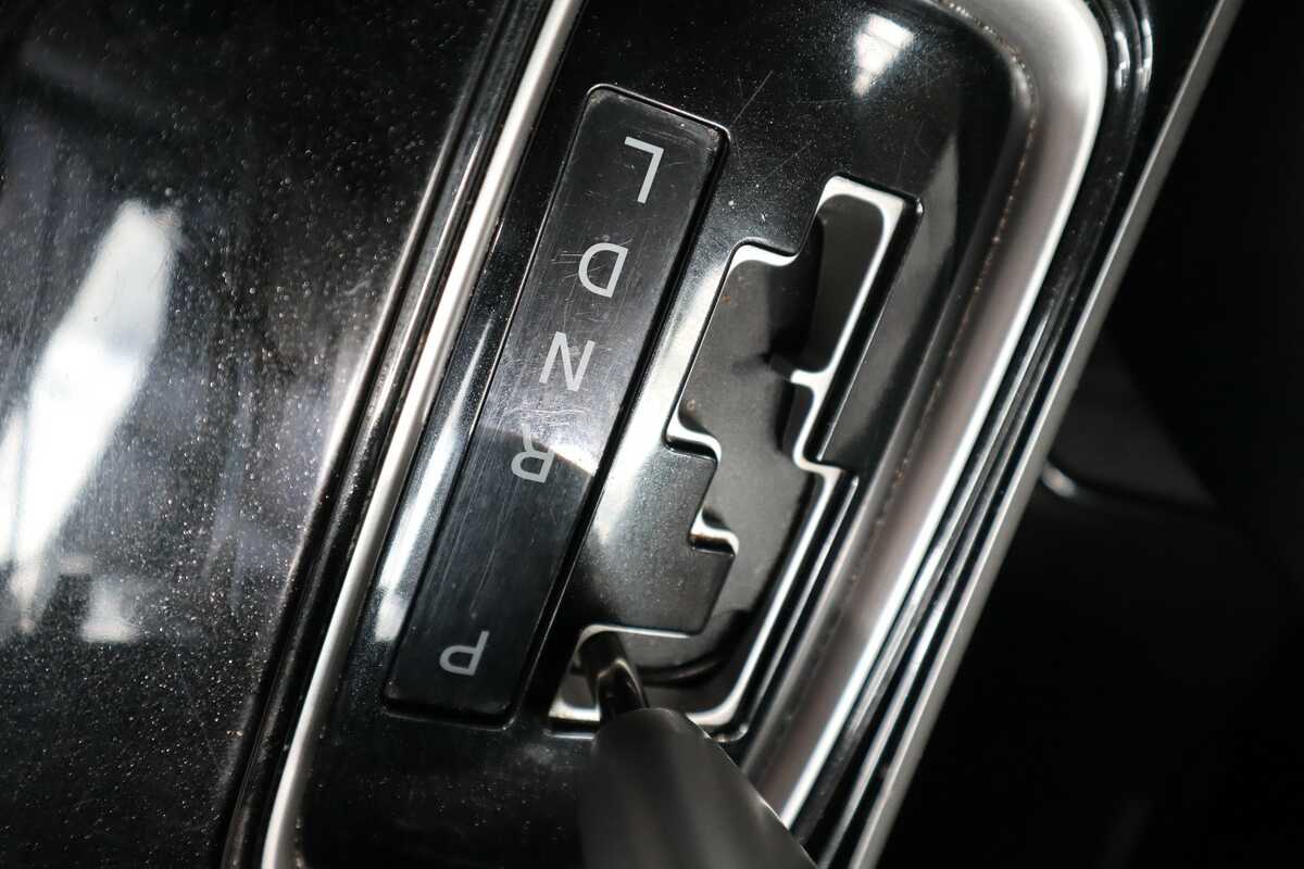 2020 Mitsubishi Outlander ZLEXCEED 2.2L DIE 6AT AWD ZL4E46