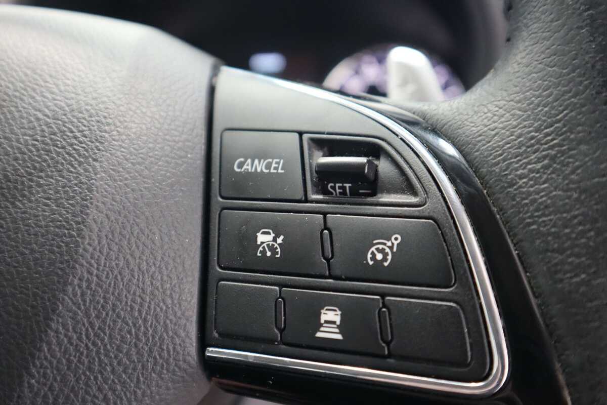 2020 Mitsubishi Outlander ZLEXCEED 2.2L DIE 6AT AWD ZL4E46