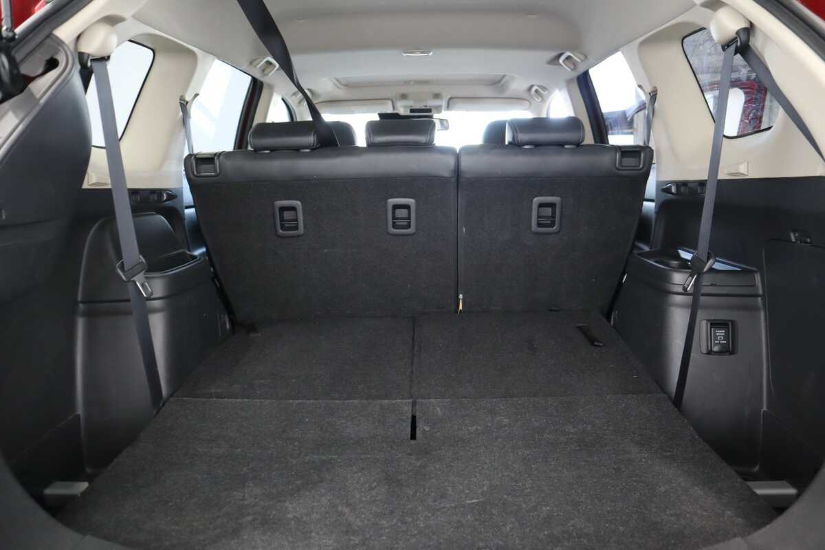 2020 Mitsubishi Outlander ZLEXCEED 2.2L DIE 6AT AWD ZL4E46