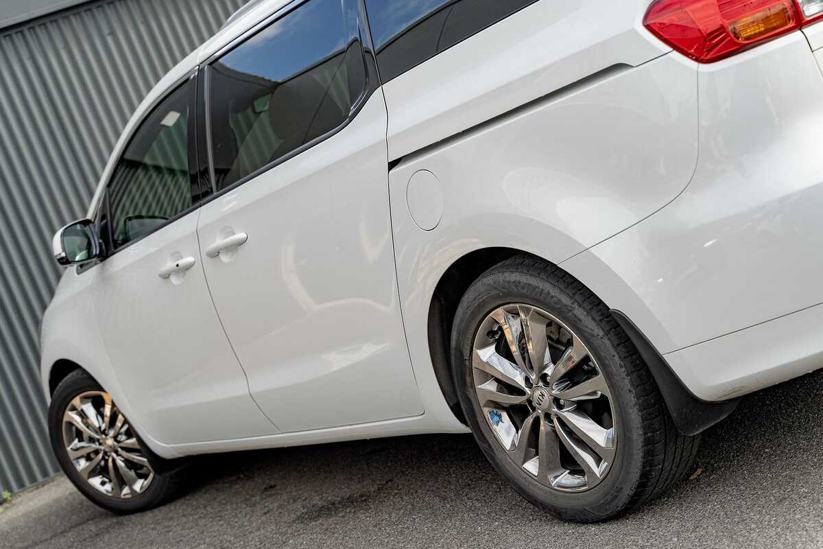 2018 Kia Carnival Platinum YP