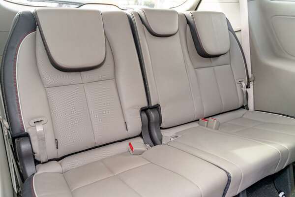 2018 Kia Carnival Platinum YP