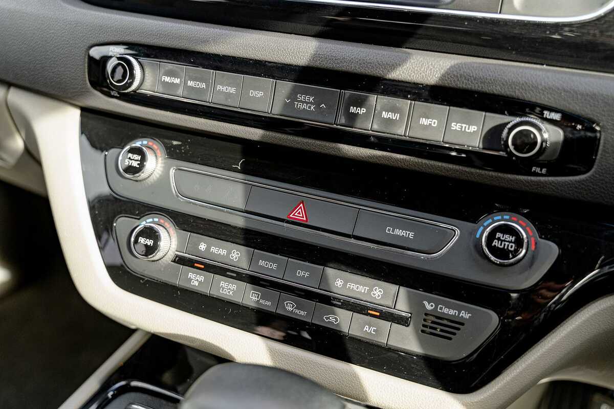 2018 Kia Carnival Platinum YP