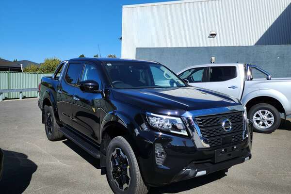 2023 Nissan Navara ST-X D23