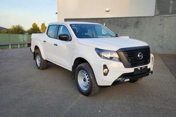 2023 Nissan Navara SL D23