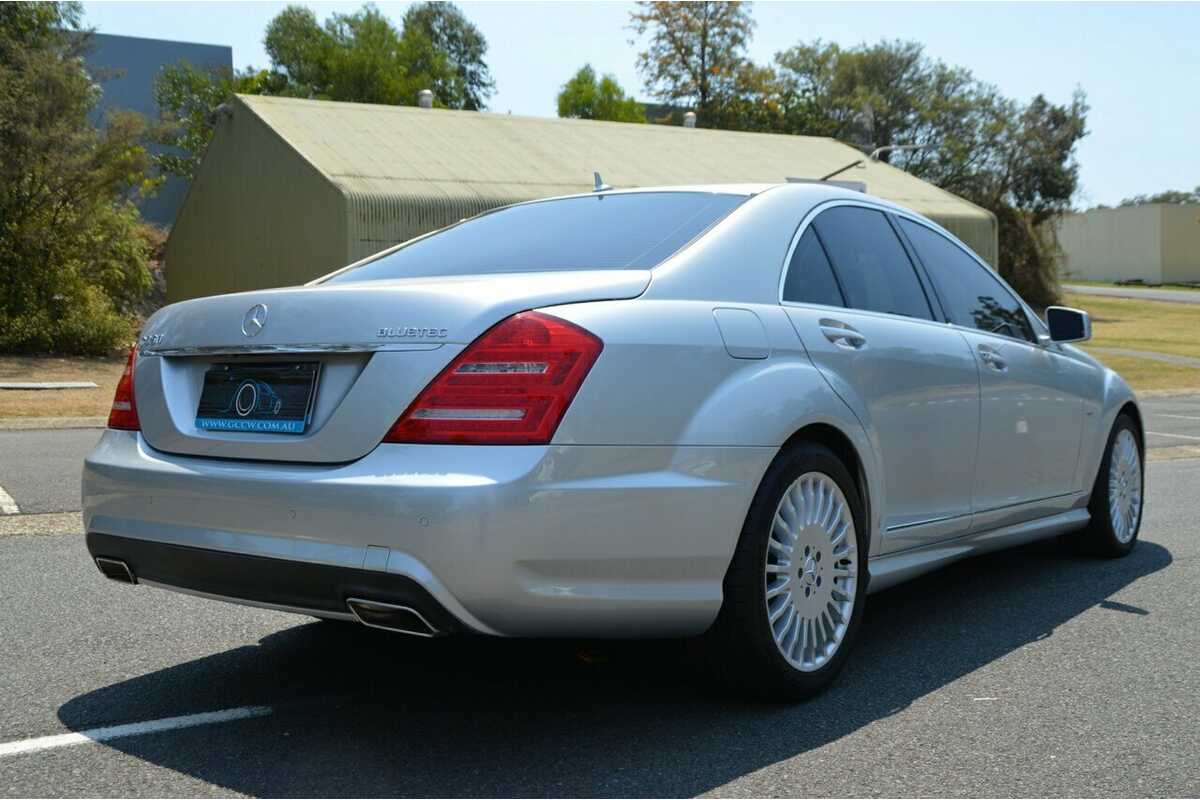2011 Mercedes Benz S-Class S350 BlueEFFICIENCY 7G-Tronic + W221 MY11