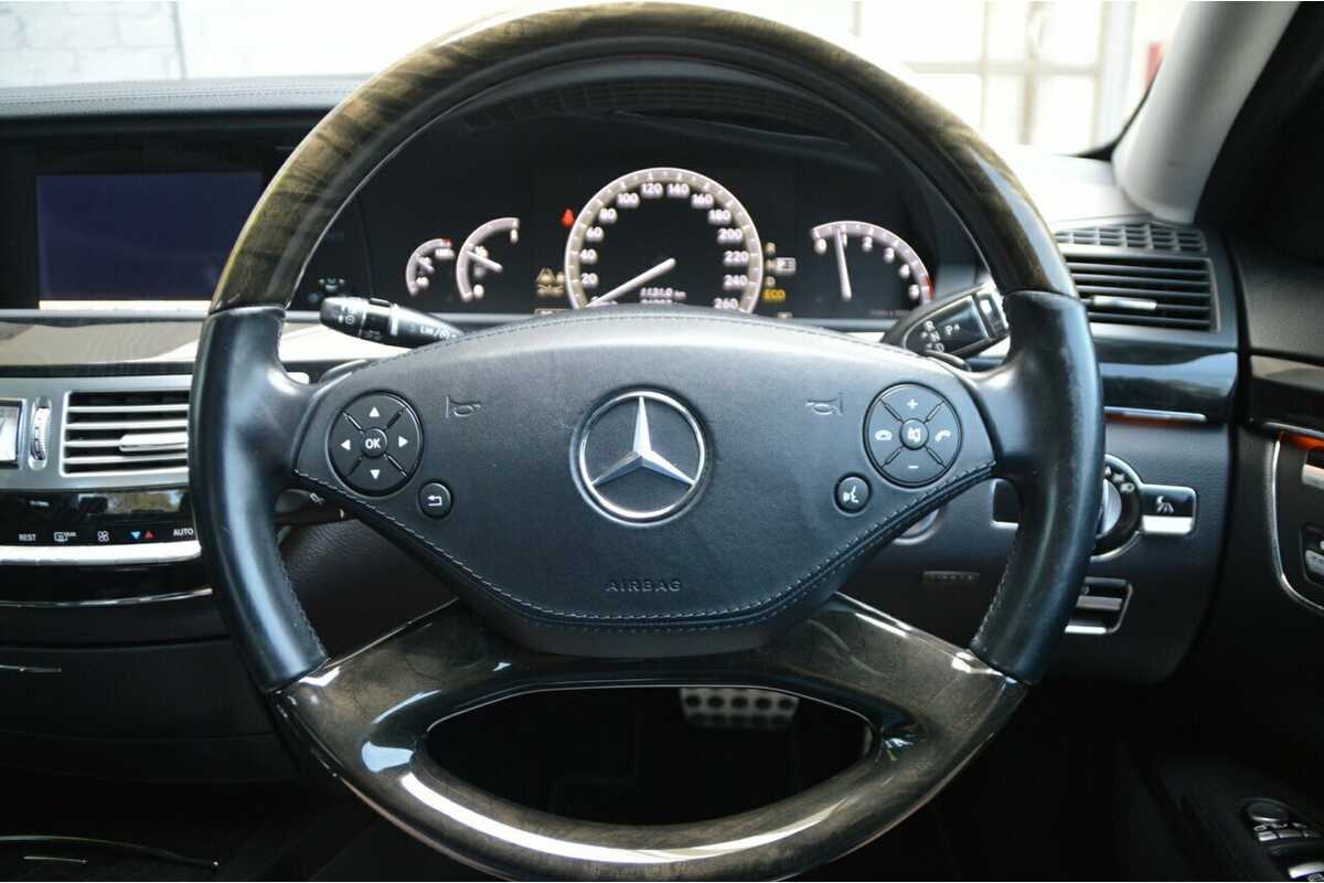 2011 Mercedes Benz S-Class S350 BlueEFFICIENCY 7G-Tronic + W221 MY11