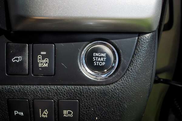2014 Toyota Kluger Grande GSU50R