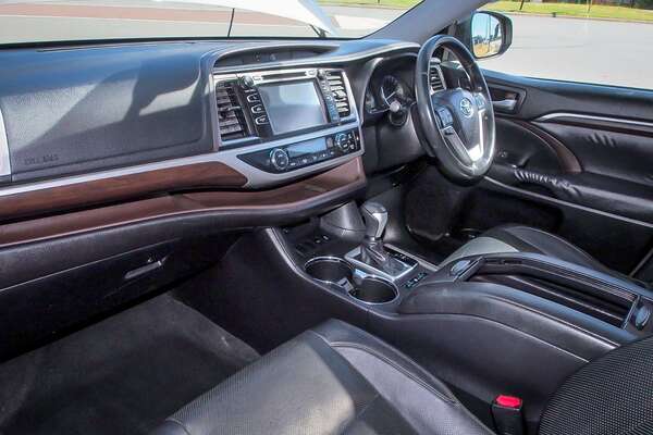 2014 Toyota Kluger Grande GSU50R