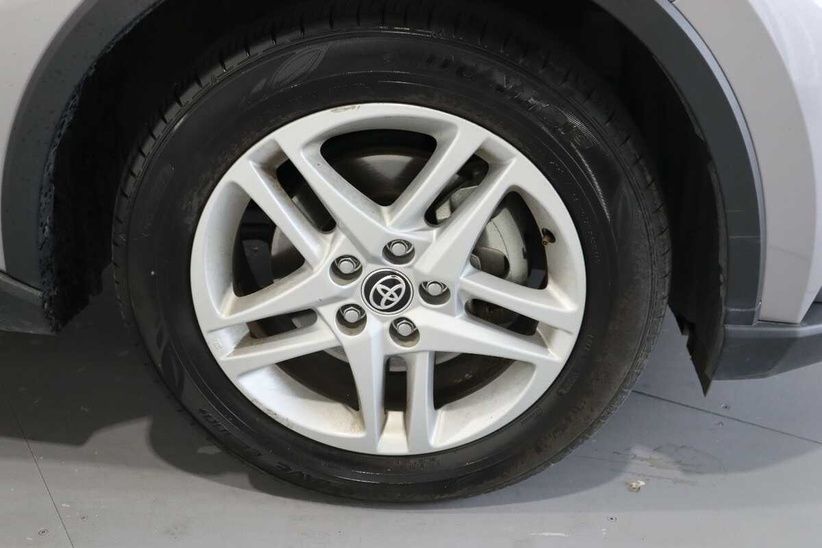 2021 Toyota C-hr GXL-2WD 1.2LWagon 2X 004 2X087602B