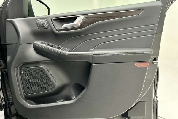 2022 Ford Escape Vignale ZH