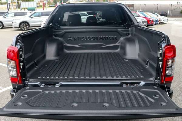 2023 Mitsubishi Triton Xtreme MR