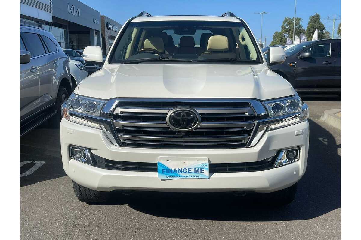 2017 Toyota Landcruiser Sahara VDJ200R