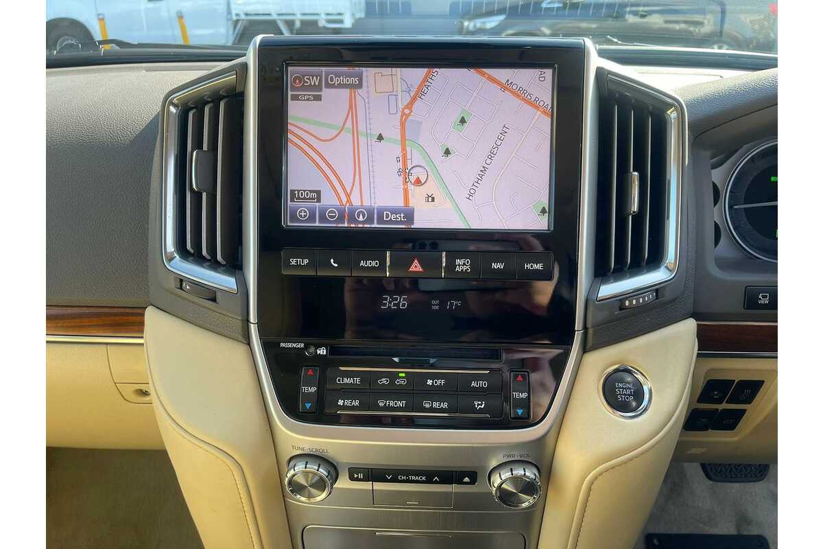 2017 Toyota Landcruiser Sahara VDJ200R