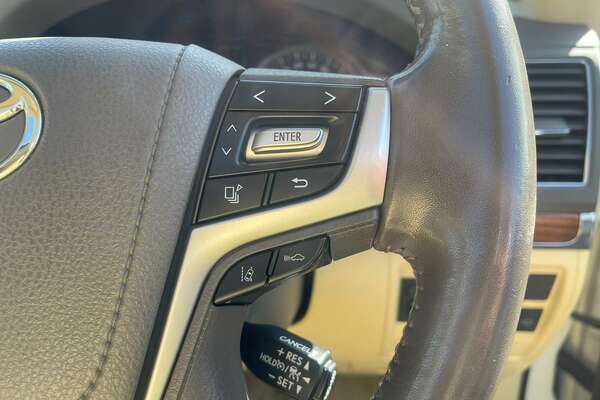 2017 Toyota Landcruiser Sahara VDJ200R