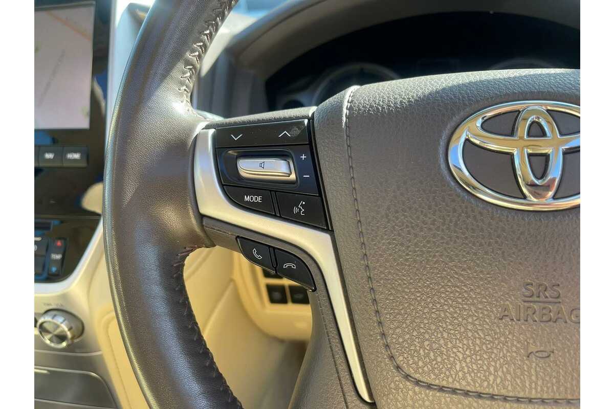2017 Toyota Landcruiser Sahara VDJ200R