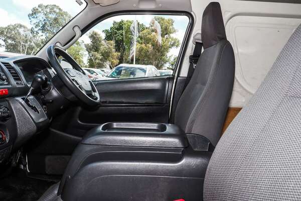 2015 Toyota Hiace  TRH201R