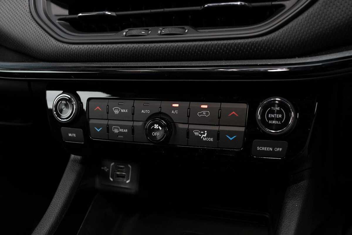 2022 Jeep Compass Night Eagle M6
