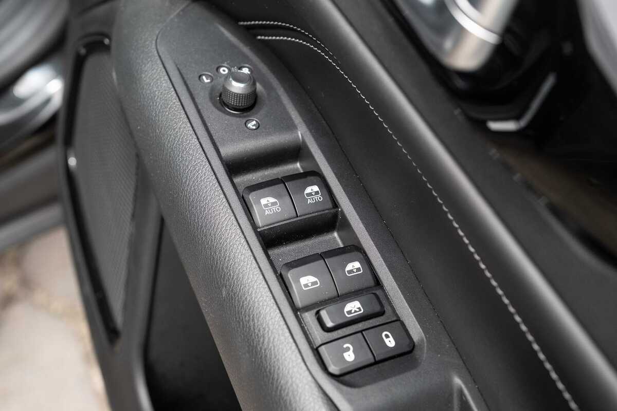 2022 Jeep Compass Night Eagle M6