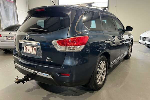 2015 Nissan Pathfinder ST-L R52