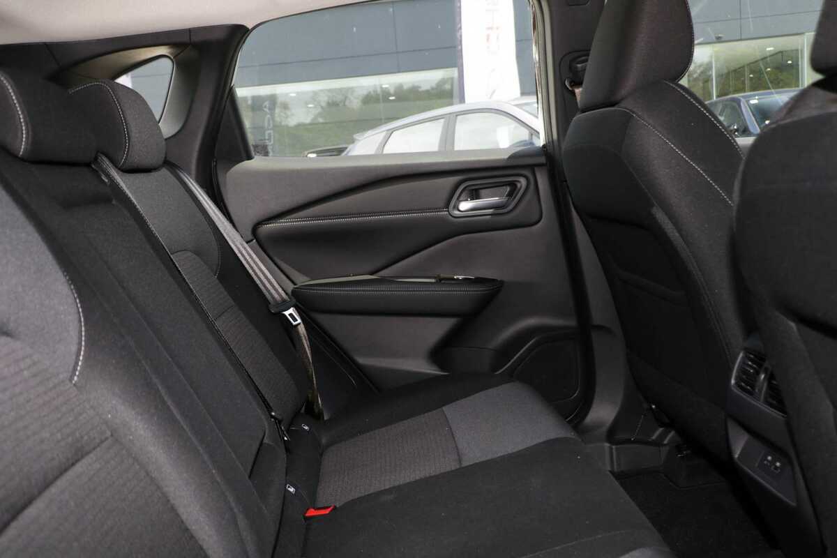 2023 Nissan QASHQAI ST J12