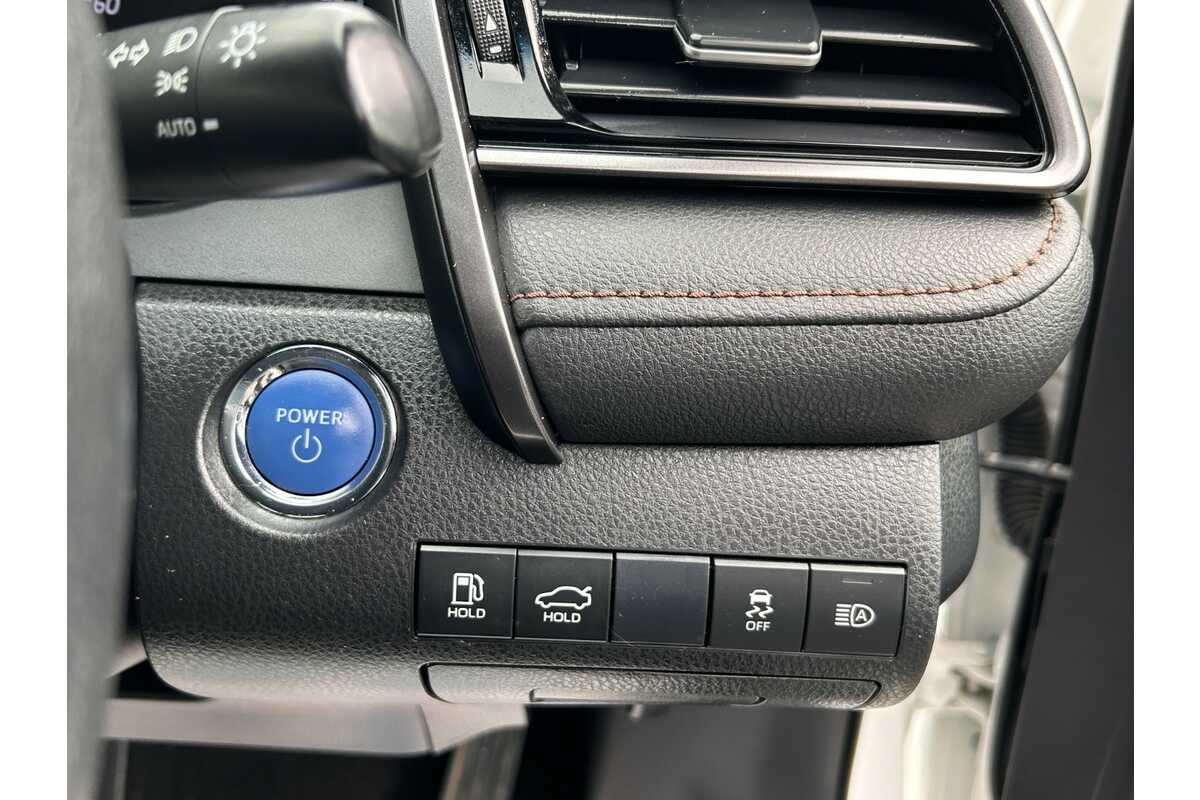 2019 Toyota Camry ASCENT AXVH71R