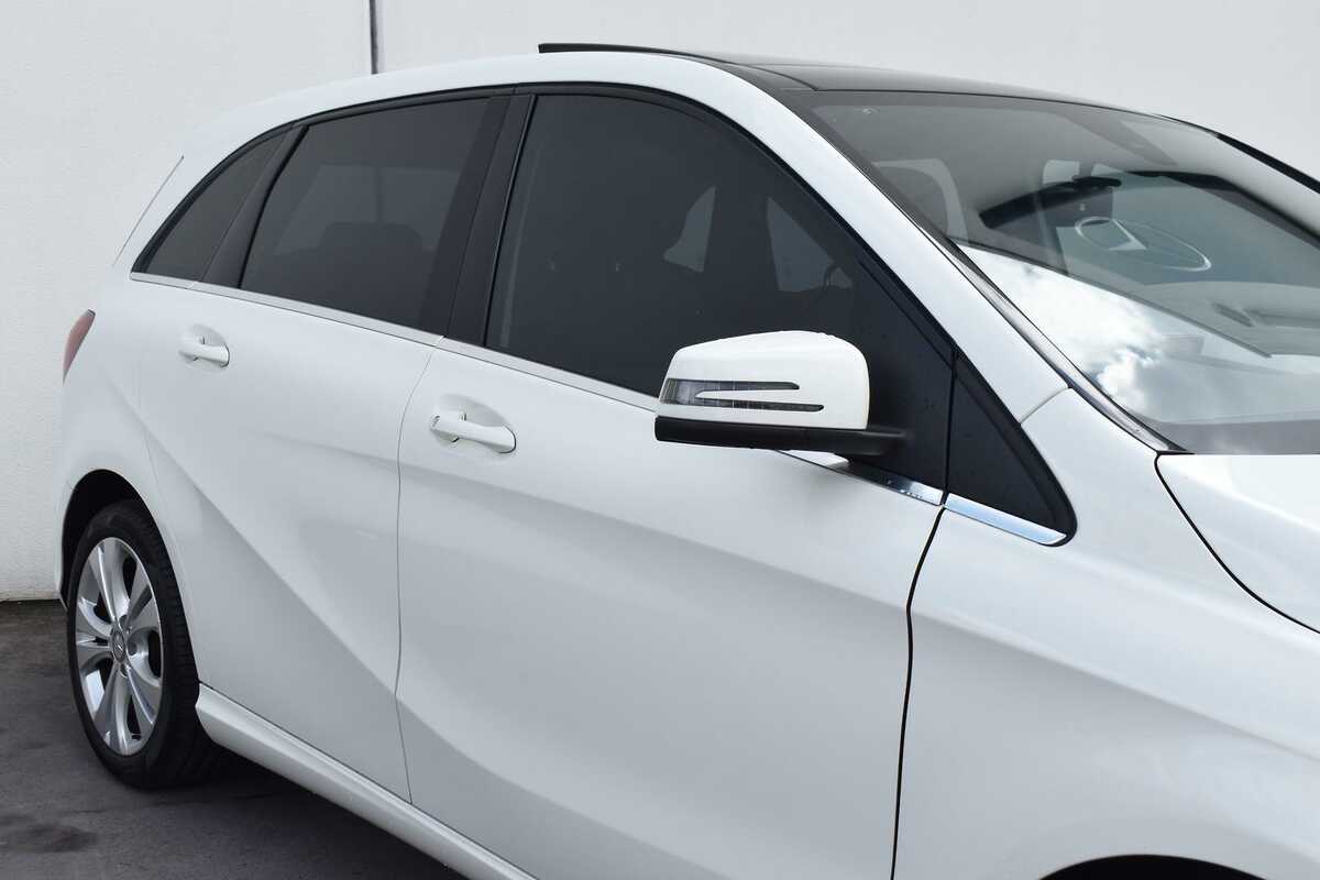2015 Mercedes Benz B-Class B200 W246