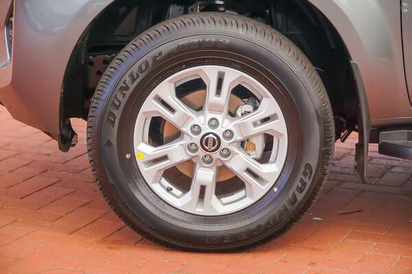 2023 Nissan Navara ST D23