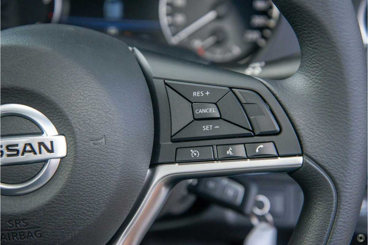 2023 Nissan Navara SL D23
