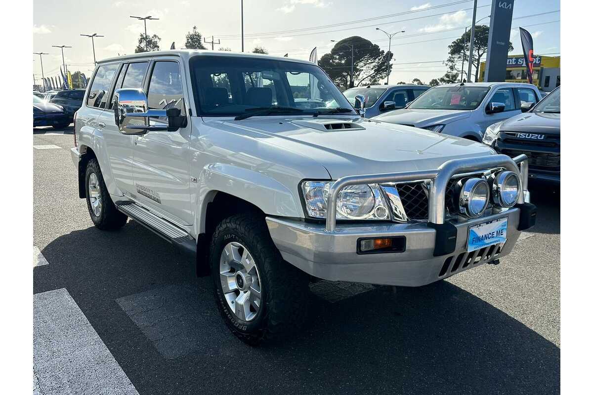 2010 Nissan Patrol ST GU 7