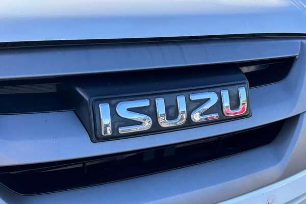 2017 Isuzu D-MAX SX MY17