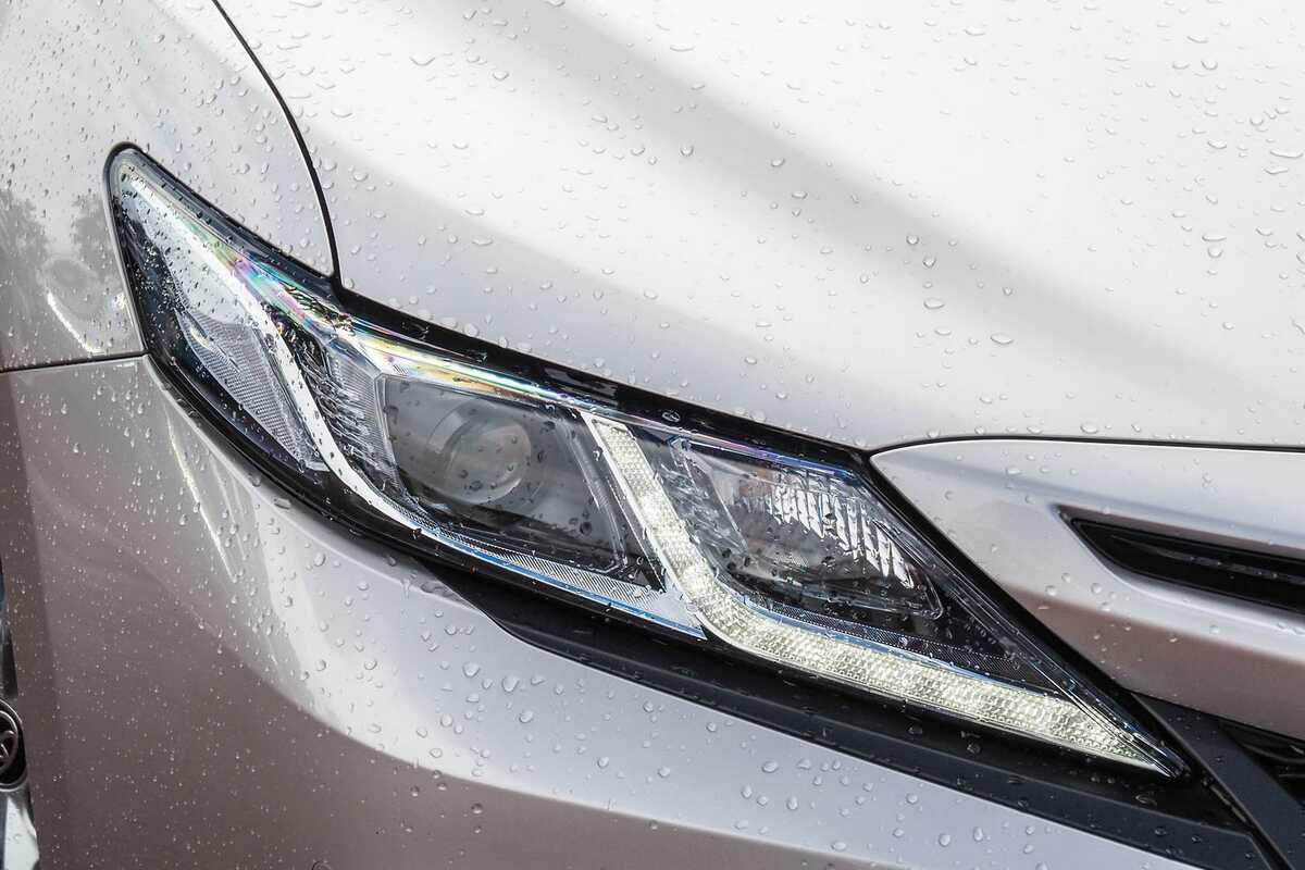 2021 Toyota Camry Ascent Sport AXVH70R