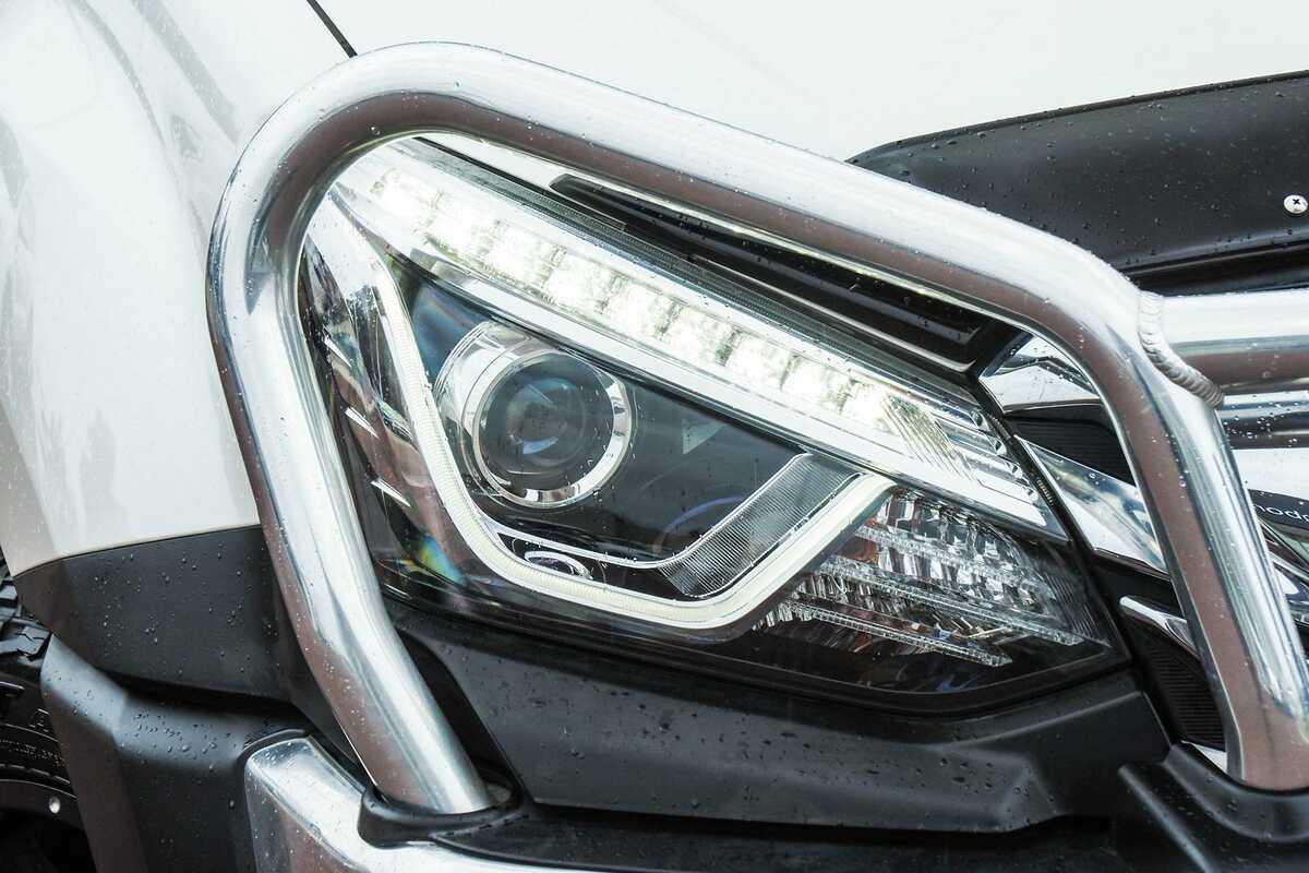 2018 Isuzu MU-X LS-T