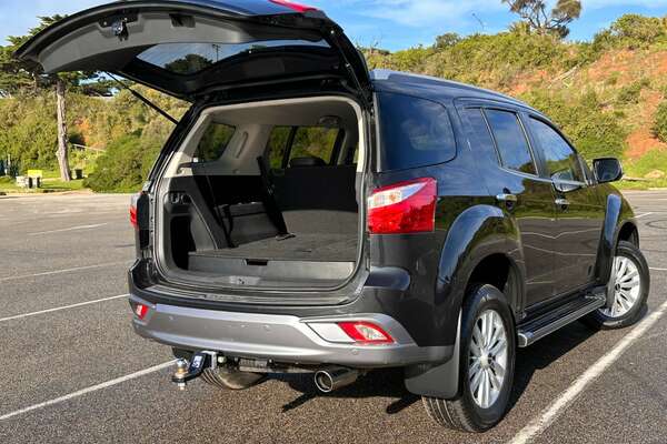 2019 Isuzu MU-X LS-T MY19
