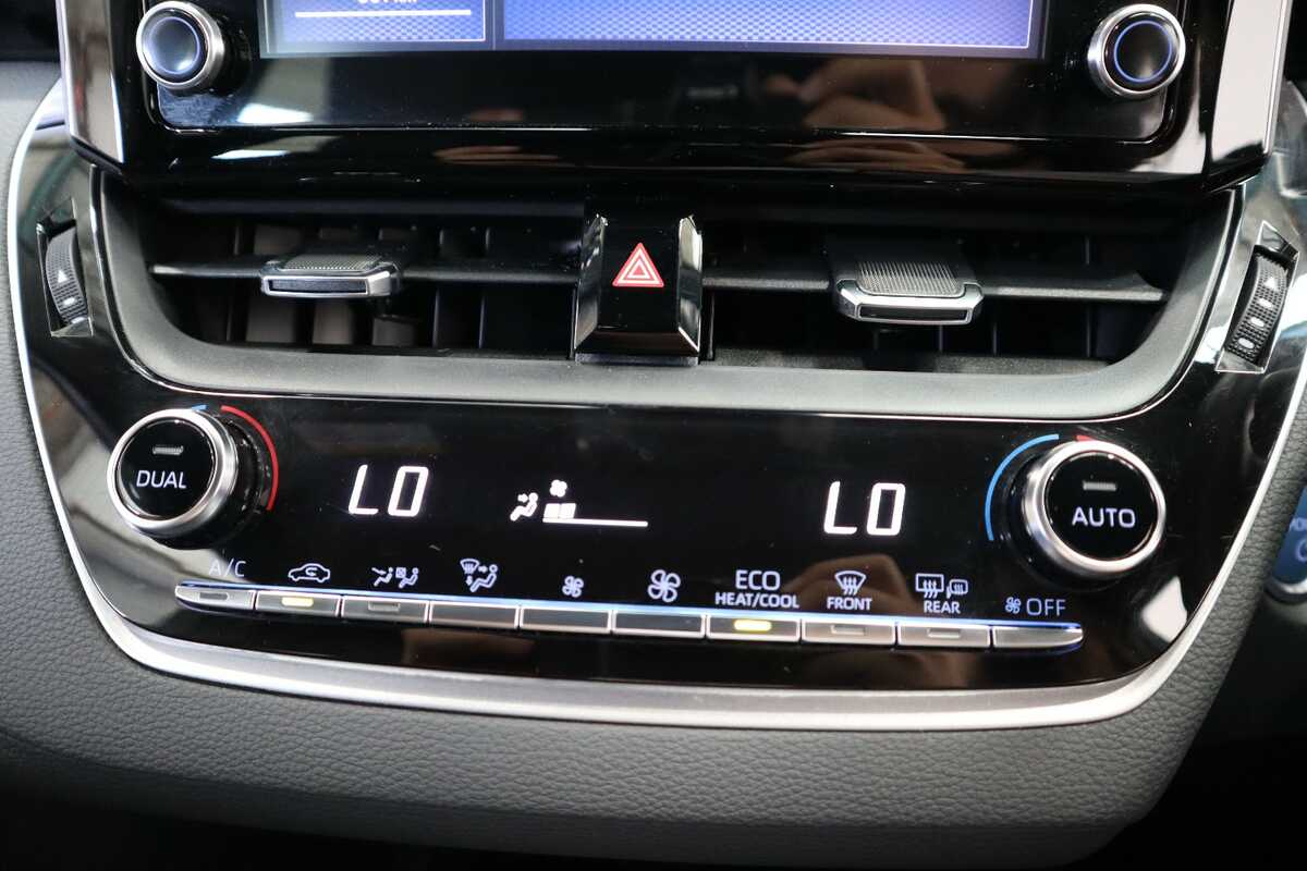 2021 Toyota Corolla Hatch Hybrid Ascent Sport 1.8L 5 Door003 4414690A0