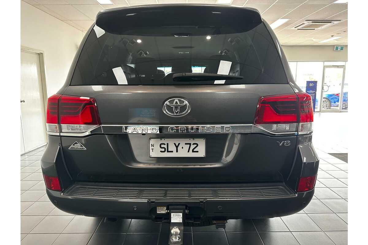 2017 Toyota Landcruiser Altitude VDJ200R