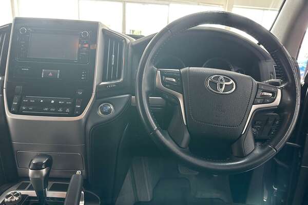 2017 Toyota Landcruiser Altitude VDJ200R