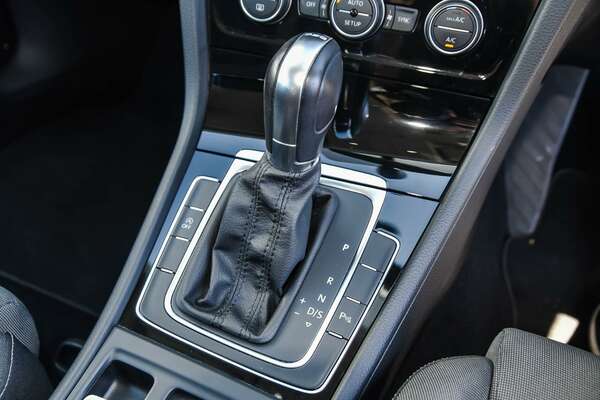 2014 Volkswagen Golf 110TDI Highline 7