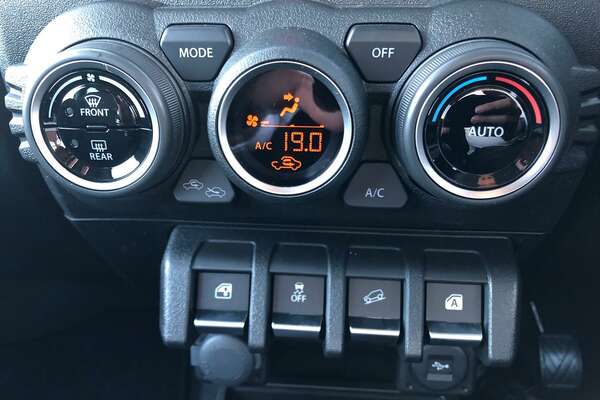 2023 Suzuki Jimny Heritage Edition GJ