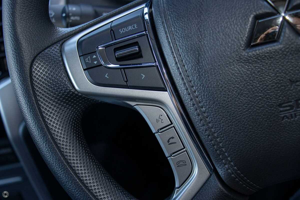 2023 Mitsubishi Triton GLX+ MR