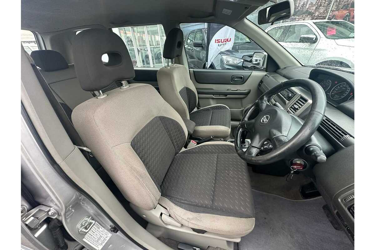 2005 Nissan X-TRAIL ST T30 II