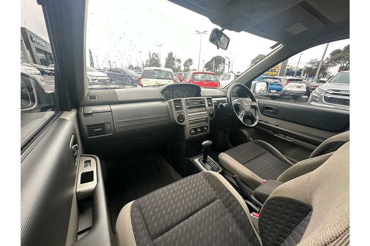 2005 Nissan X-TRAIL ST T30 II