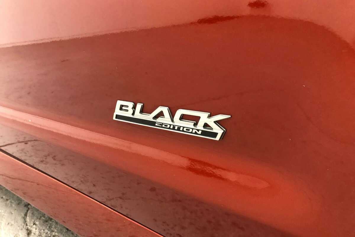 2016 Holden Ute SV6 Black VF Series II Rear Wheel Drive