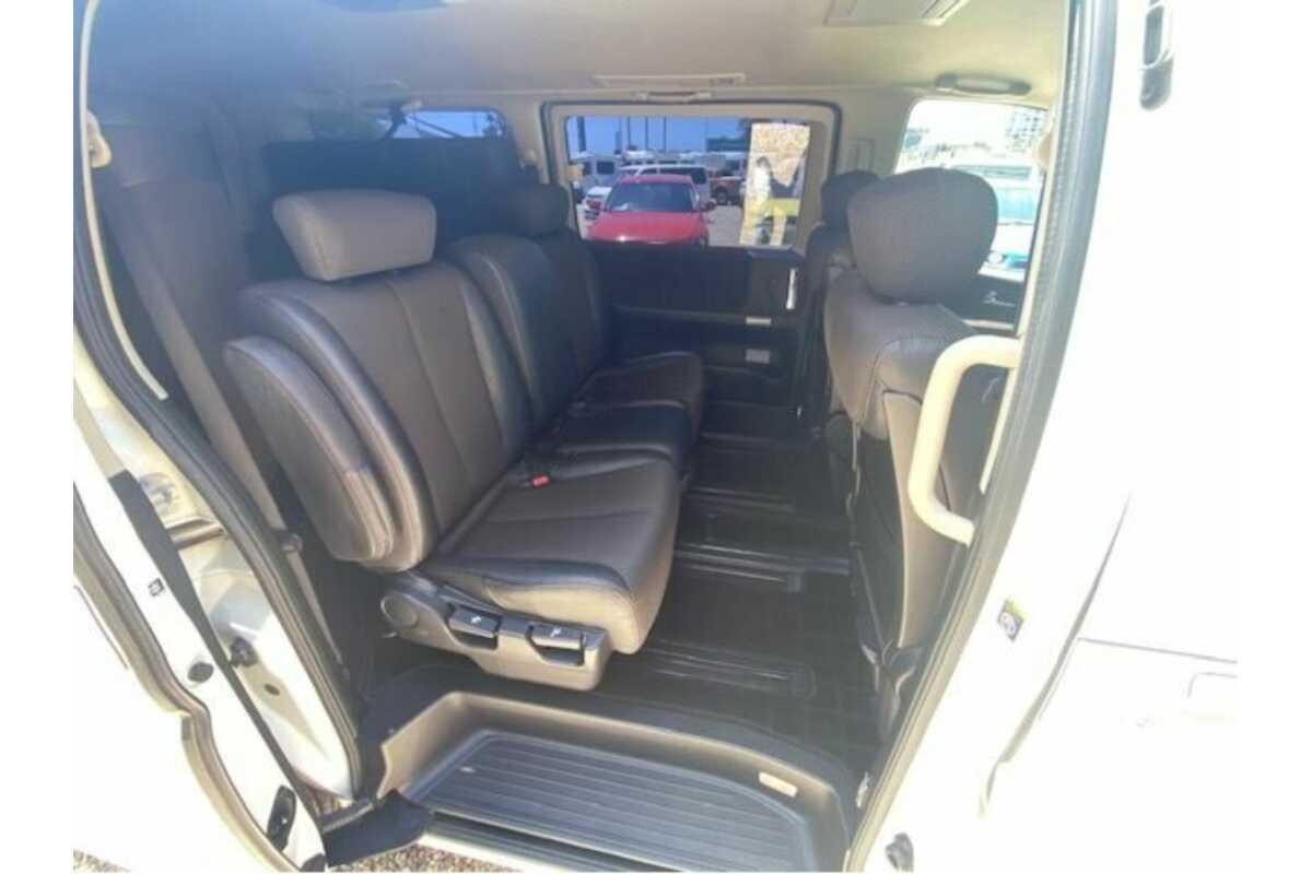 2007 Nissan Elgrand  E51