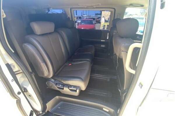 2007 Nissan Elgrand  E51