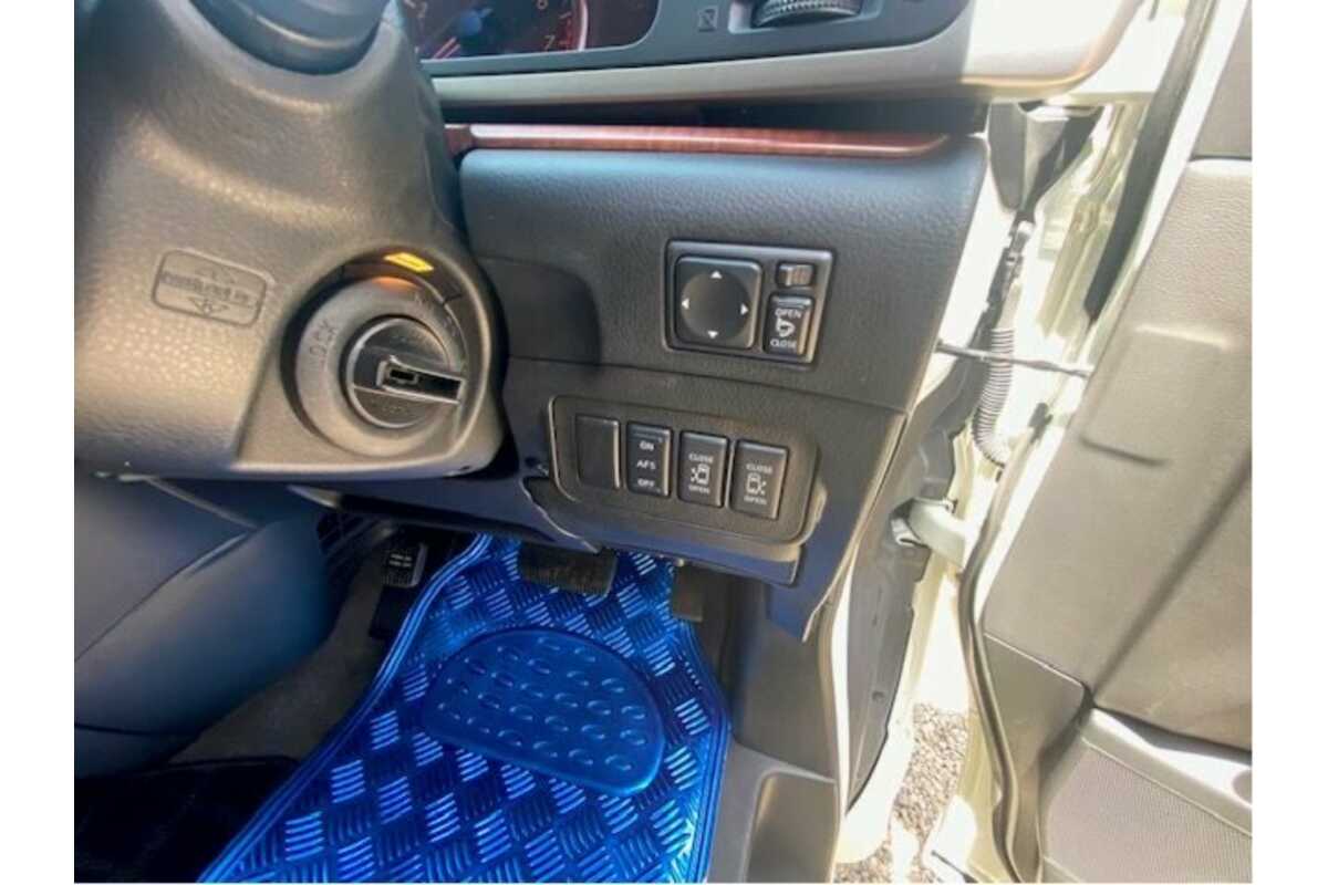 2007 Nissan Elgrand  E51
