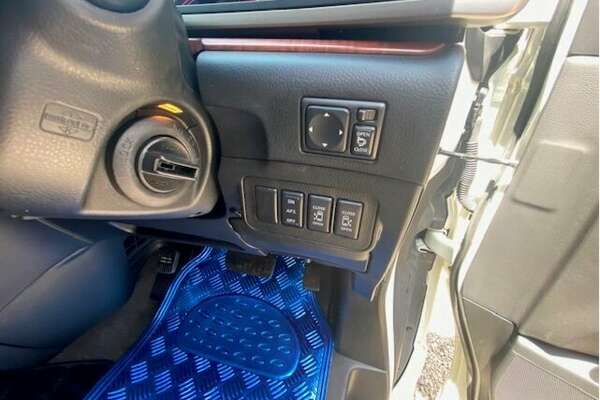 2007 Nissan Elgrand  E51